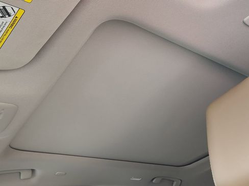 Used 2025 Nissan Murano Platinum w/ Cargo Package image 16