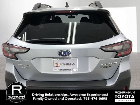 Used 2020 Subaru Outback Limited image 5