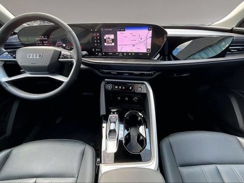 Used 2025 Audi Q5 Premium w/ Convenience Package AWD/4WD image 7