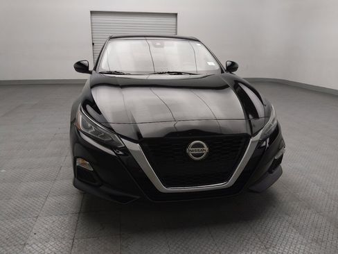 Used 2021 Nissan Altima 2.5 SV FWD image 14
