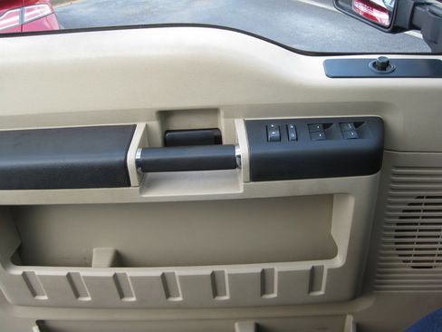 Used 2008 Ford F250 XLT image 19