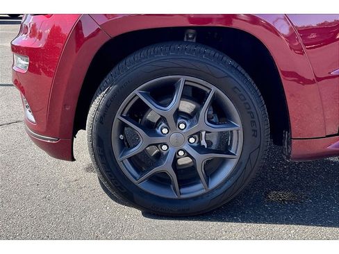 Used 2019 Jeep Grand Cherokee Limited X image 9