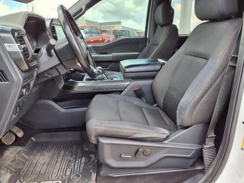 Certified 2022 Ford F150 XLT w/ Equipment Group 302A High image 8