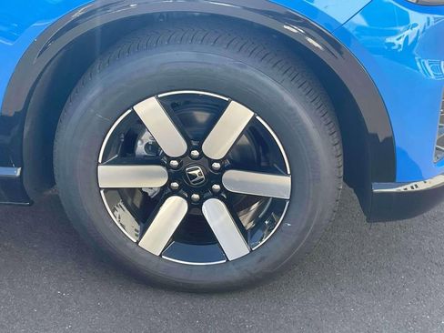 New 2026 Honda Prologue EX image 8