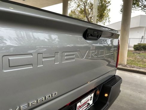 Used 2025 Chevrolet Silverado 3500 W/T image 21