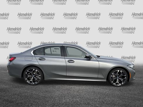 Used 2026 BMW 330i Sedan w/ Convenience Package image 10
