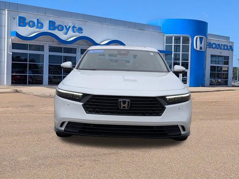 Used 2024 Honda Accord EX-L image 8