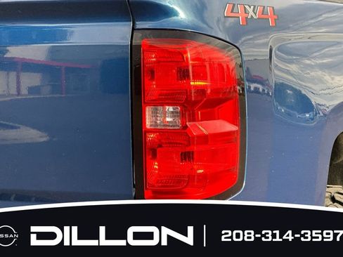Used 2018 Chevrolet Silverado 1500 LT w/ All Star Edition AWD/4WD image 23