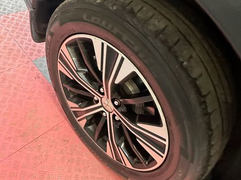 Used 2018 Mitsubishi Eclipse Cross SEL AWD/4WD image 35