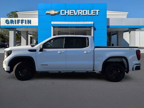 Used 2024 GMC Sierra 1500 Elevation image 10