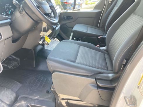 Used 2024 Ford Transit 250 Low Roof w/ Exterior Upgrade Package RWD image 18
