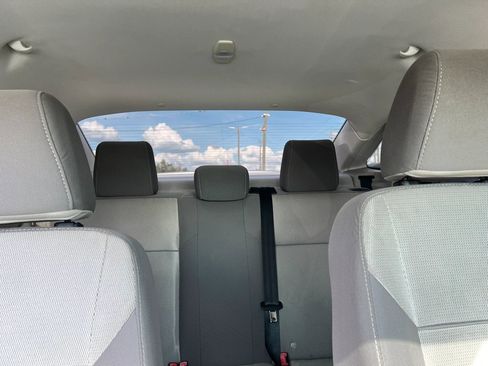 Used 2014 Ford Focus SE FWD image 18