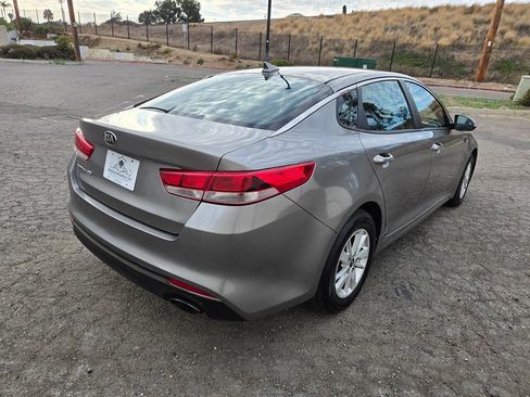 Used 2018 Kia Optima LX FWD image 18