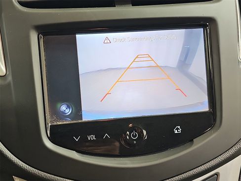 Used 2016 Chevrolet Trax LT image 27