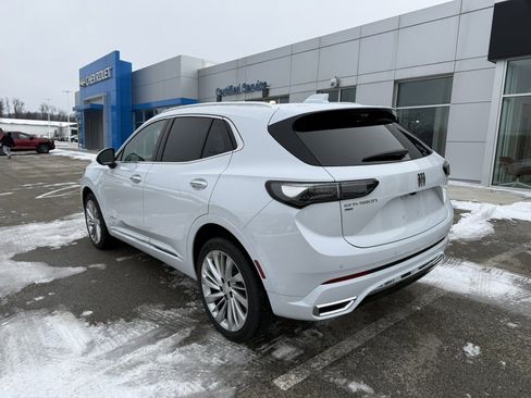 New 2026 Buick Envision Avenir image 3