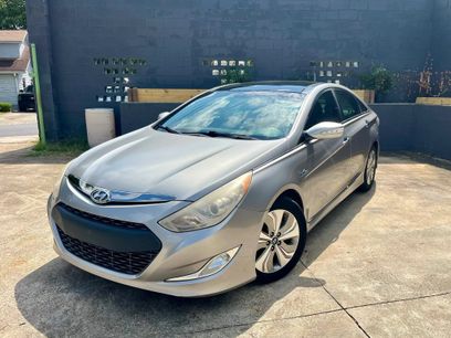 Used 2014 Hyundai Sonata Limited w/ Panoramic Sunroof Package 02