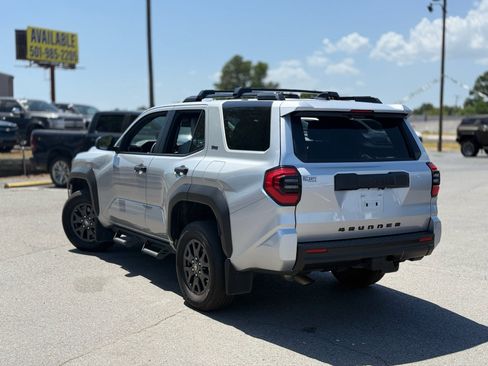 Used 2025 Toyota 4Runner SR5 RWD image 5