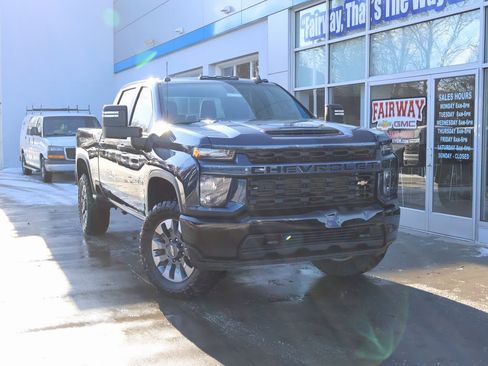 Used 2021 Chevrolet Silverado 2500 Custom w/ Custom Value Package image 35