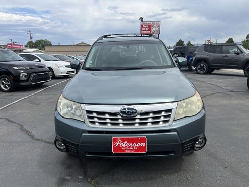 Used 2011 Subaru Forester 2.5X Limited w/ Popular Equipment Group 7B AWD/4WD image 2