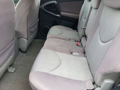 Used 2007 Toyota RAV4 2WD w/ 3rd Row image 12