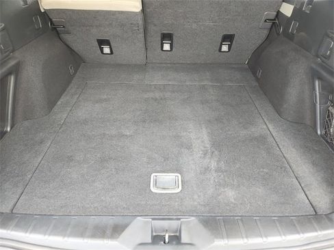 Used 2022 Subaru Outback Premium image 31