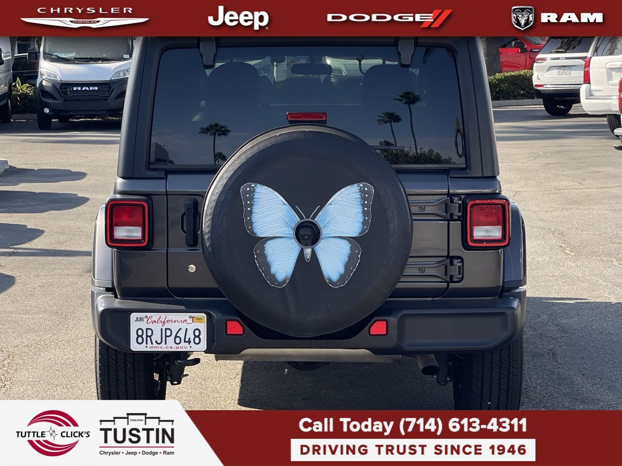 Used 2020 Jeep Wrangler Unlimited Sahara AWD/4WD image 5