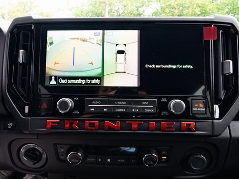 New 2025 Nissan Frontier PRO-4X w/ Pro Convenience Package image 15