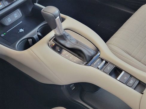 New 2026 Honda HR-V LX image 16