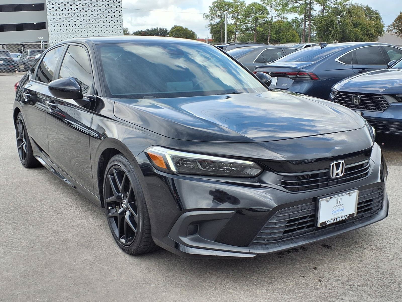 Used 2023 Honda Civic Sport image 2