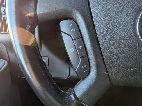 Used 2021 Chevrolet Express 2500 Extended w/ Driver Convenience Package image 17