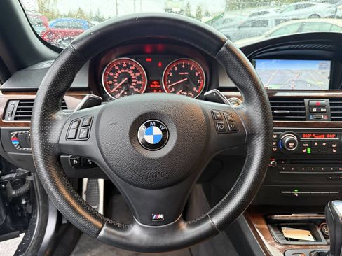 Used 2013 BMW 335i Convertible image 8