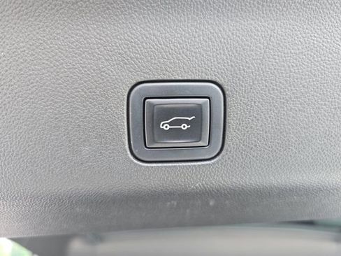 Used 2022 Cadillac Escalade Sport w/ Touring Package image 14