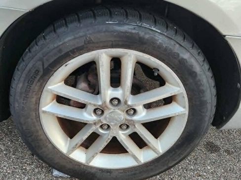 Used 2012 Chevrolet Impala LTZ FWD image 29
