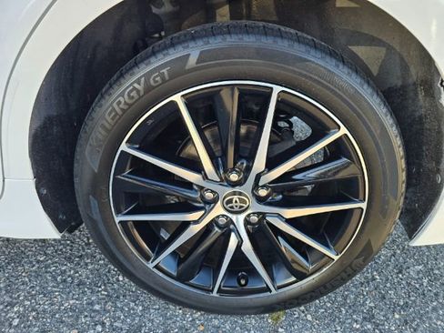 Used 2021 Toyota Camry SE image 21