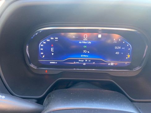 Used 2022 Chevrolet Tahoe Z71 w/ Luxury Package image 7