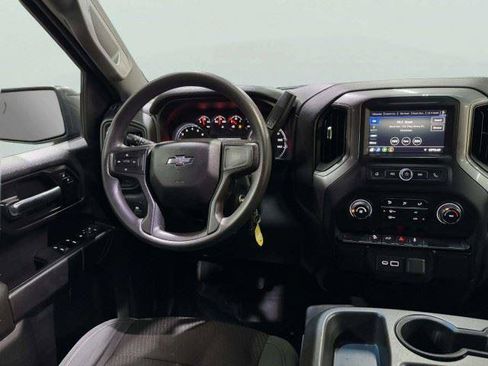 Used 2021 Chevrolet Silverado 1500 Custom Trail Boss w/ LPO, Dark Essentials Package AWD/4WD image 40