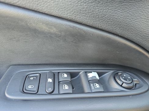 Used 2021 Jeep Compass Latitude w/ Sun and Sound Group AWD/4WD image 25