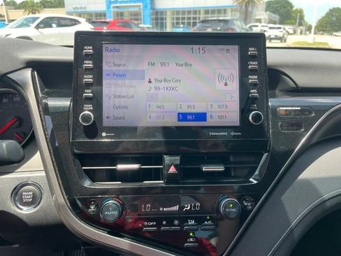 Used 2022 Toyota Camry XSE FWD image 20