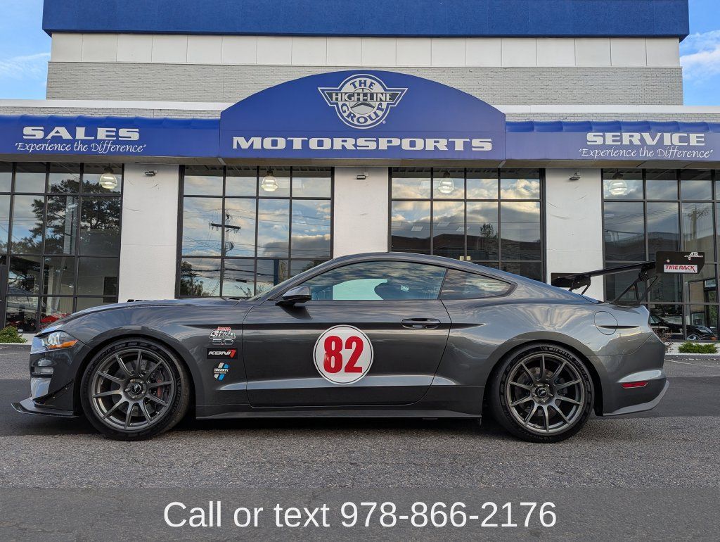 Used 2019 Ford Mustang GT Premium w/ GT Performance Package RWD image 1