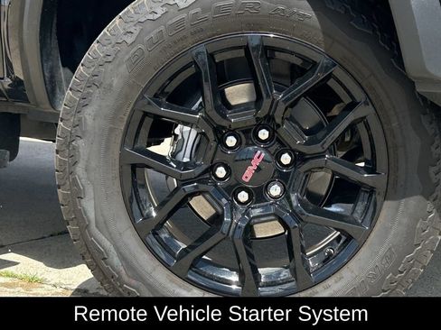 New 2026 GMC Canyon Denali w/ LPO, Denali Black Edition AWD/4WD image 10