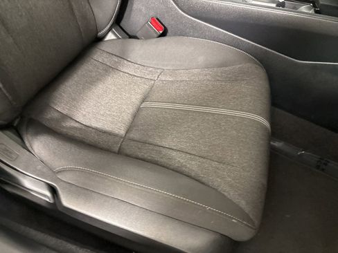 Used 2025 Honda Accord Sport image 28