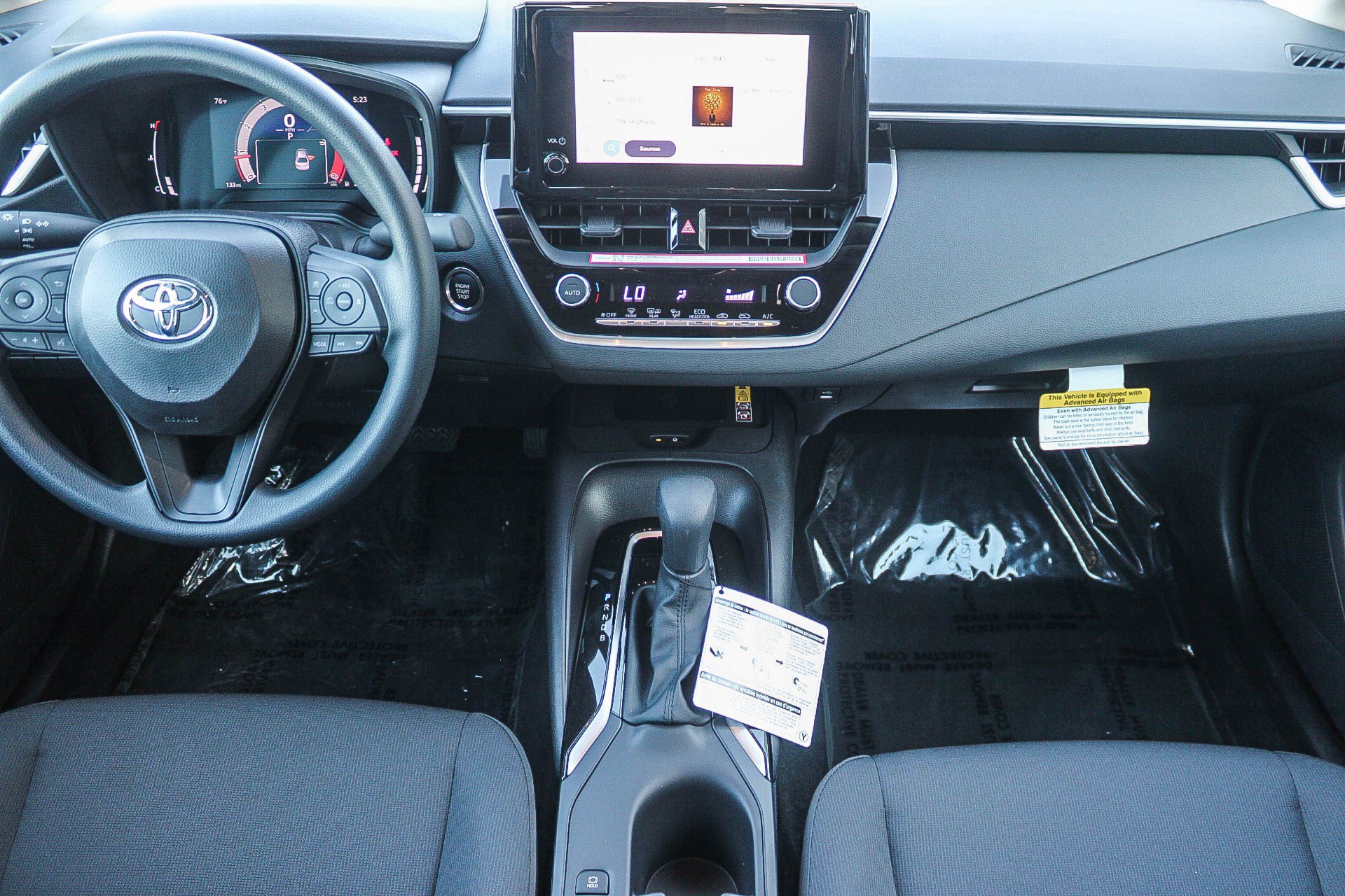 New 2027 Toyota Corolla LE w/ LE Premium Package FWD image 15