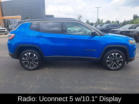 Certified 2022 Jeep Compass Limited AWD/4WD image 3
