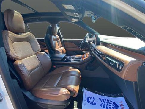 Used 2020 Lincoln Aviator Reserve w/ Equipment Group 201A AWD/4WD image 25