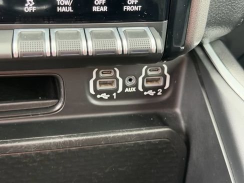 Used 2021 RAM 1500 Big Horn AWD/4WD image 26