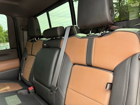 Used 2022 Chevrolet Silverado 2500 High Country w/ LPO, Hitch Package AWD/4WD image 55