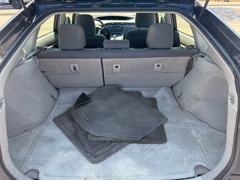 Used 2011 Toyota Prius Two FWD image 19