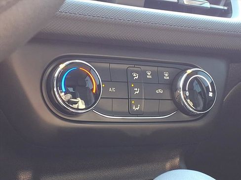 Used 2024 Chevrolet TrailBlazer LS image 5