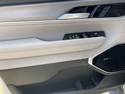 New 2026 Jeep Grand Wagoneer L Limited AWD/4WD image 42