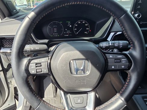 Used 2025 Honda CR-V Sport Touring image 13